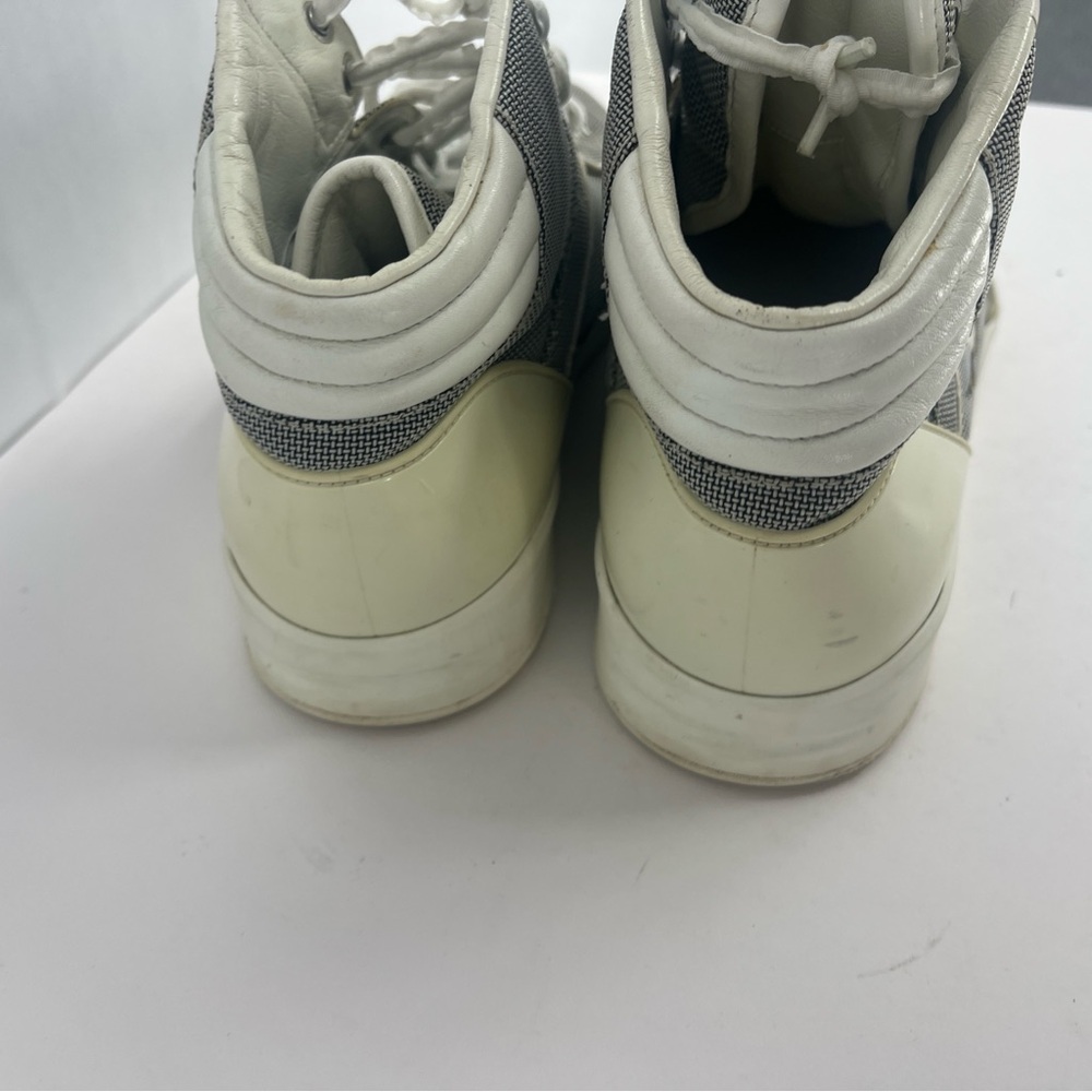Gucci Gray and Cream High-Top Sneakers - Picture 5 of 17